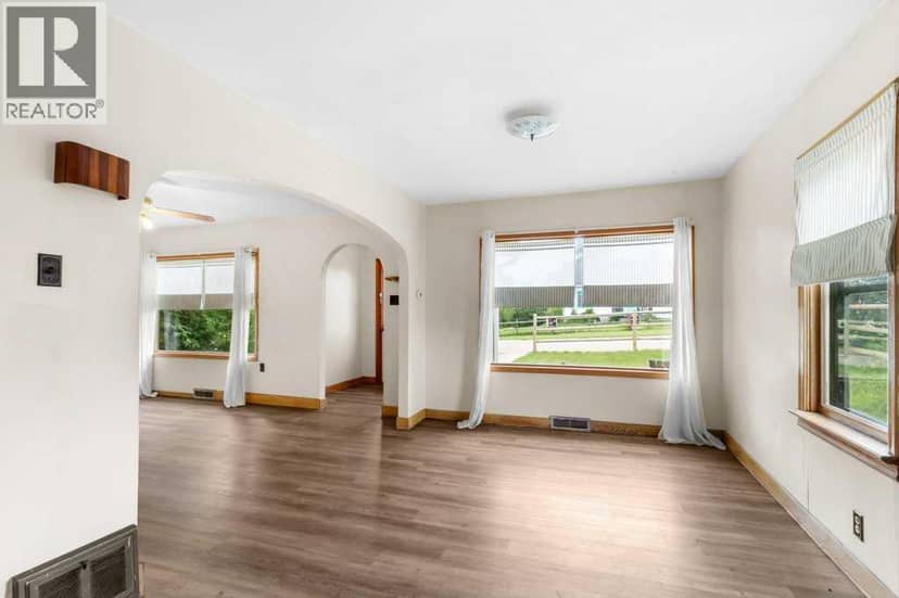 1925 23 Avenue, Delburne, photo 5