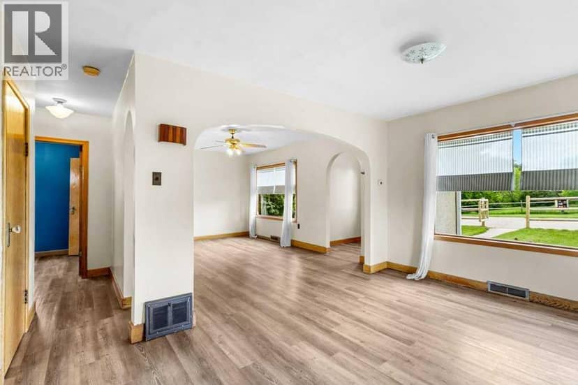 1925 23 Avenue, Delburne, photo 4