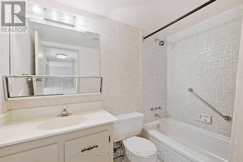 803 - 120 Duke Street — photo 28 of 37