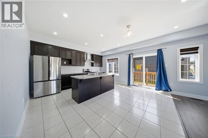 18 MACKLIN Street — photo 11 of 30