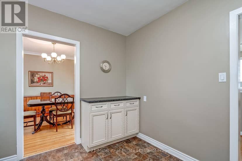 1135 Bridge Road — photo 21 of 40