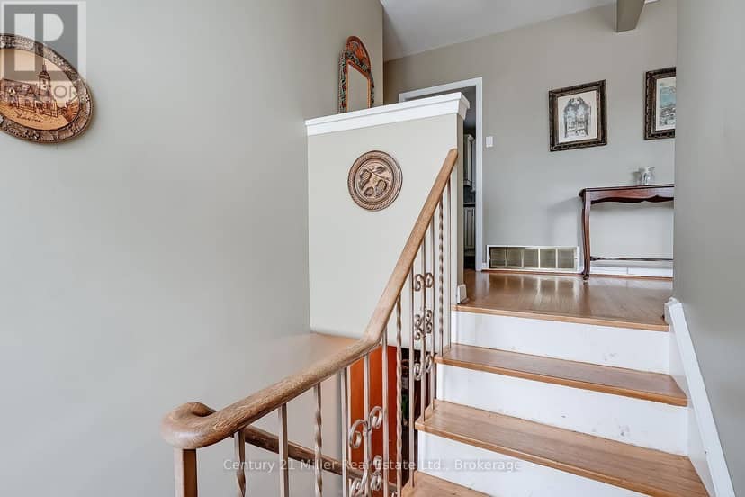 1135 Bridge Road — photo 8 of 40