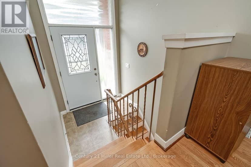 1135 Bridge Road — photo 9 of 40