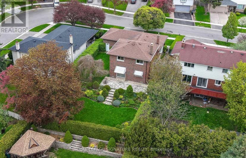 14 Logstone Crescent — photo 38 of 40