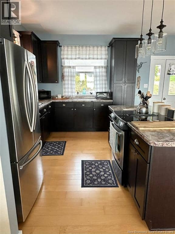 225 North Road — photo 9 of 40