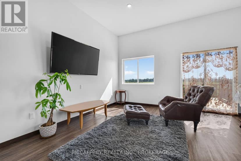 4326 County Rd 6, Stone Mills, photo 6