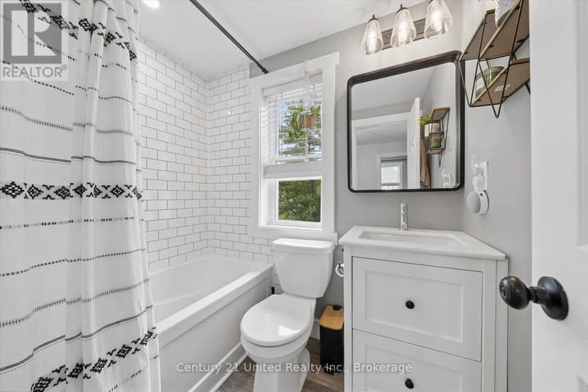 555 Romaine Street — photo 30 of 40