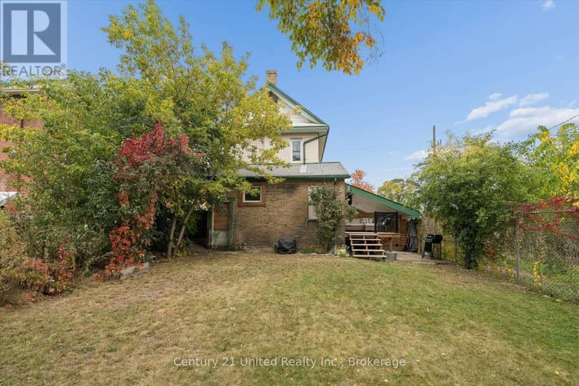 555 Romaine Street — photo 37 of 40