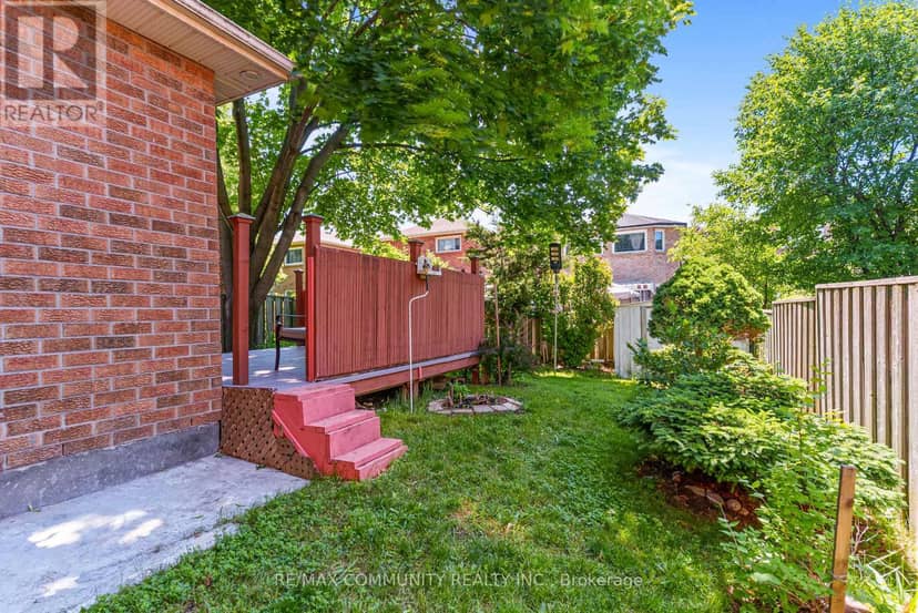 80 Brockman Crescent — photo 23 of 34