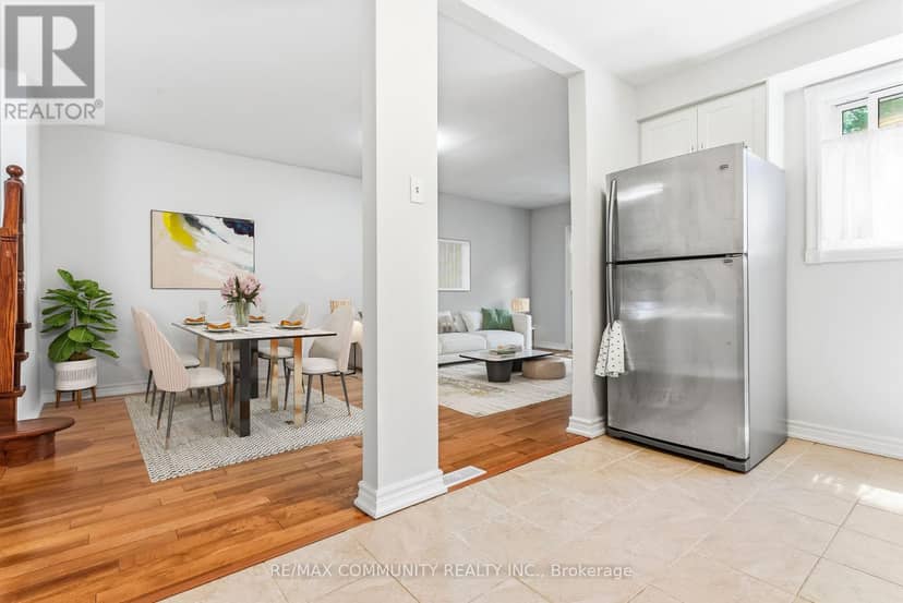 80 Brockman Crescent — photo 4 of 34