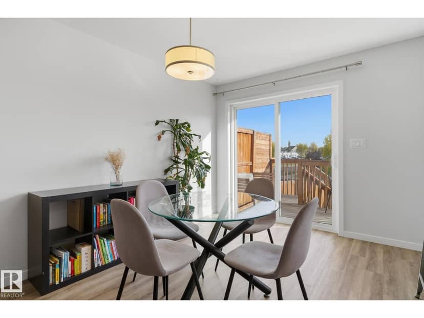 2205 82 ST SW SW — photo 10 of 25