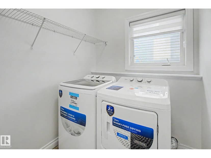 66 Vanessa Av — photo 15 of 40