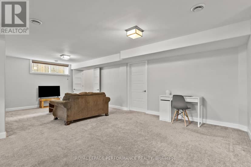 6 Brickyard Drive — photo 32 of 40