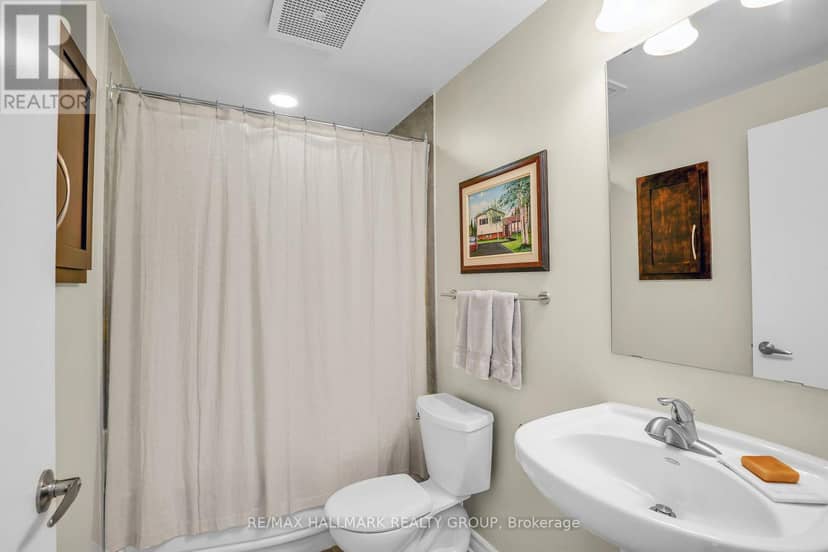 411 - 575 Byron Avenue — photo 12 of 24