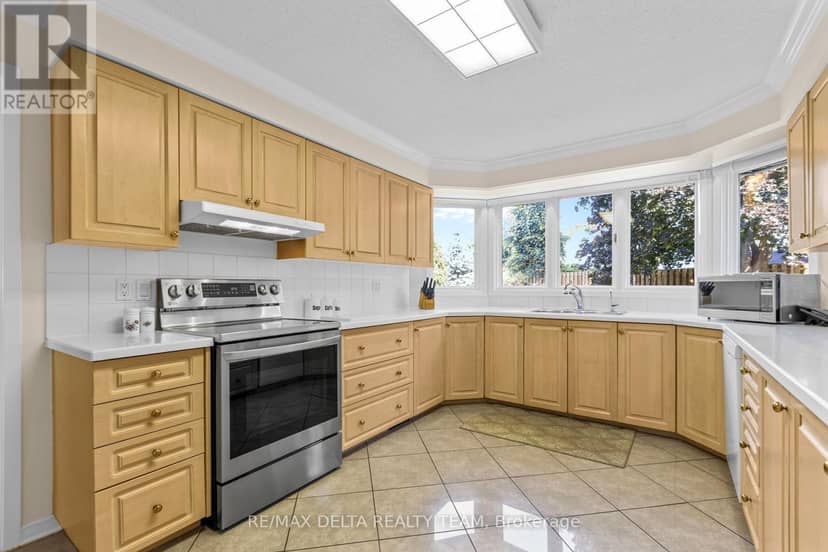 11 Garand Place — photo 11 of 36