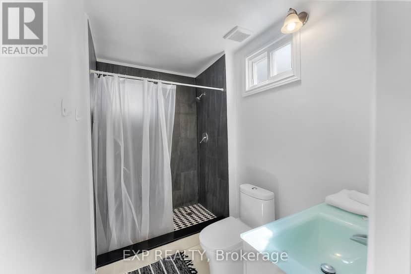 60 Margery Road, Welland, photo 3