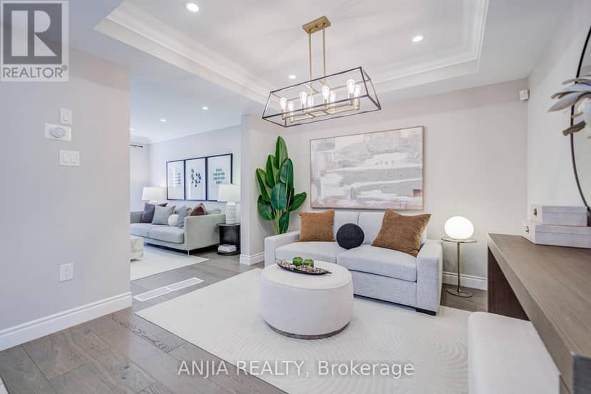 30 Elmeade Lane — photo 4 of 40