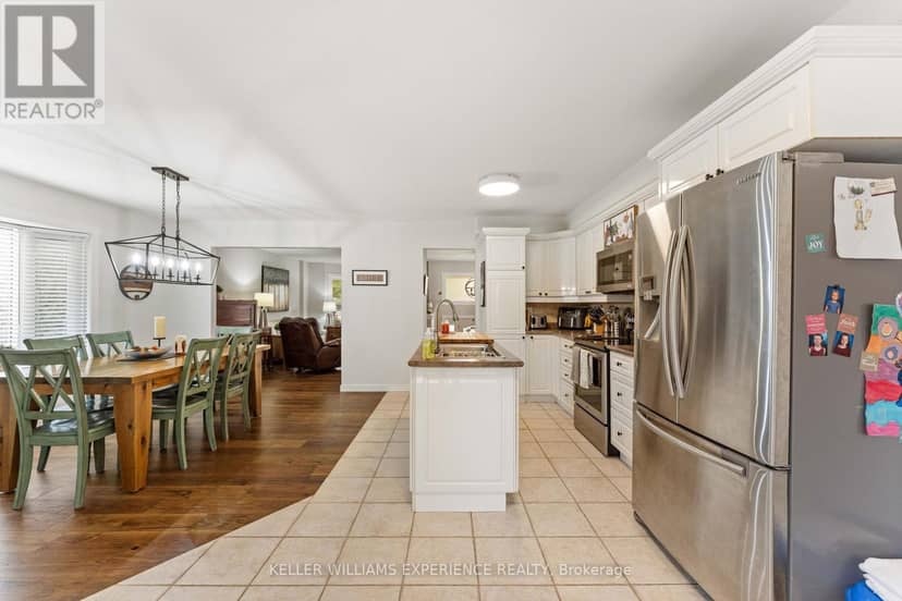 9 Edenbridge Drive — photo 13 of 40