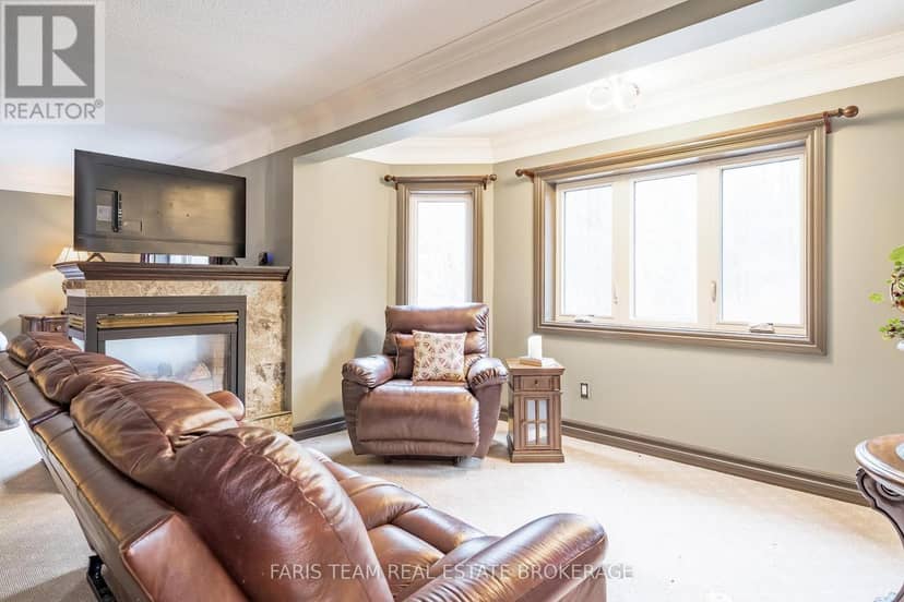 1762 Wilkinson Street — photo 23 of 40