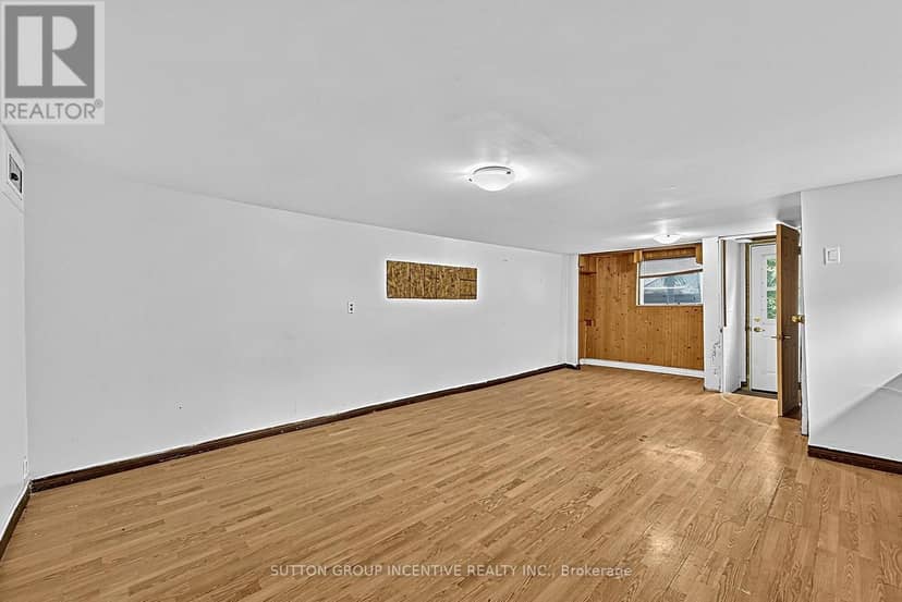 366 Talbot Street — photo 15 of 40