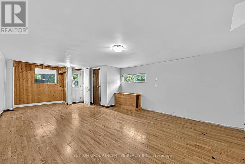 366 Talbot Street — photo 16 of 40