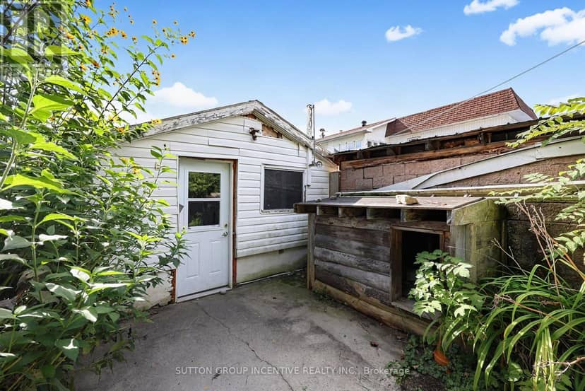 366 Talbot Street — photo 29 of 40