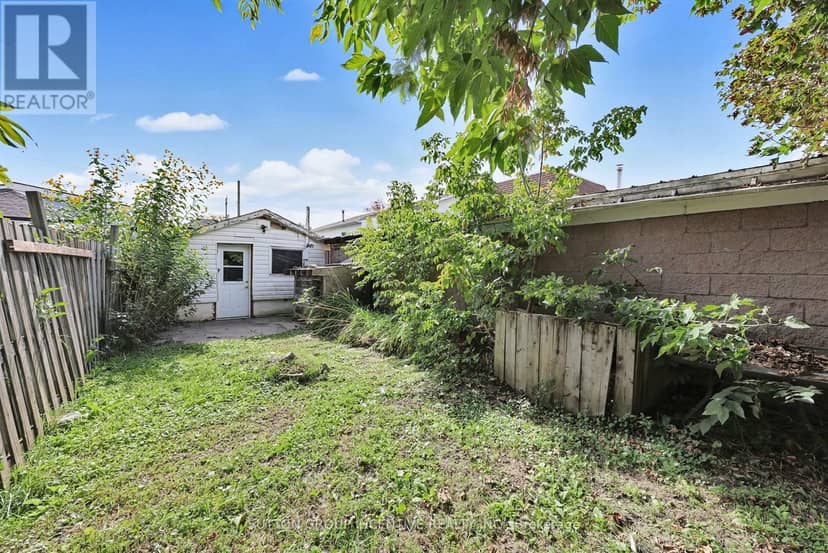 366 Talbot Street — photo 32 of 40