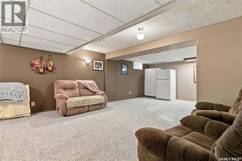 43 Wentworth CRESCENT — photo 35 of 40