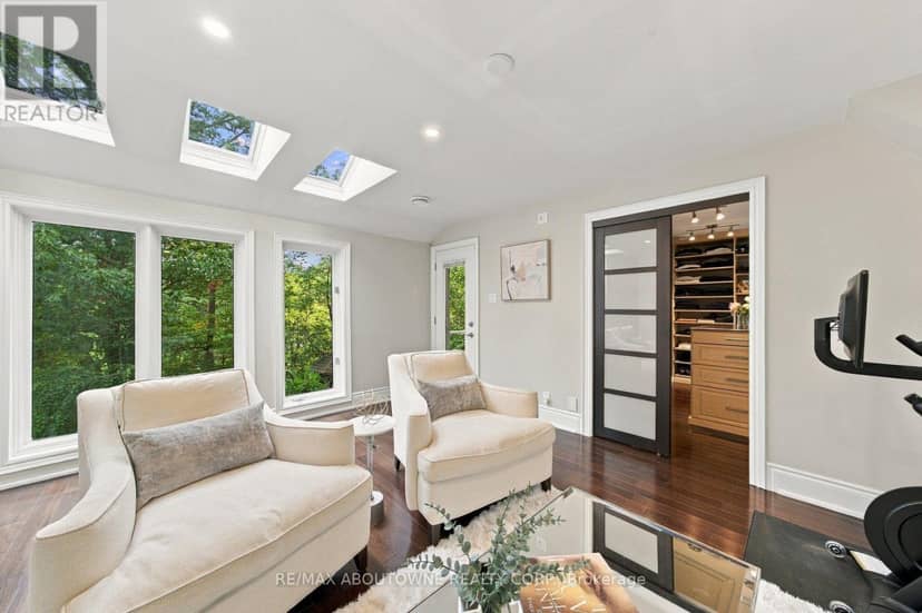 426 Trafalgar Road — photo 29 of 40