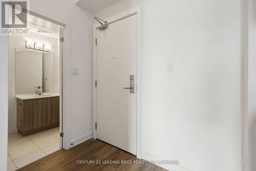 708 - 2433 Dufferin Street, Toronto, photo 3