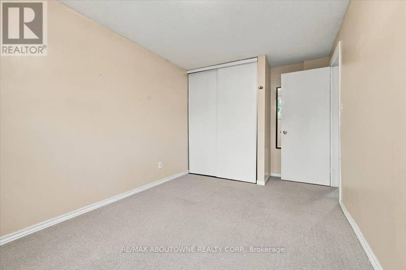 2197 Pembroke Court — photo 25 of 40