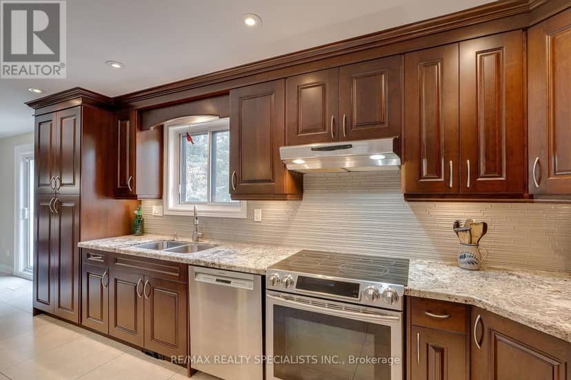 7 Orsi Road — photo 19 of 40