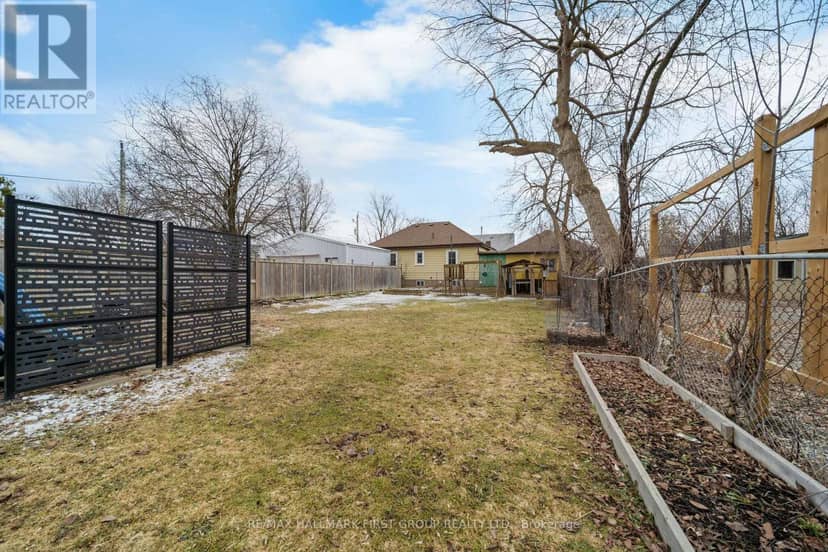 7 McMurchy Avenue S — photo 40 of 40