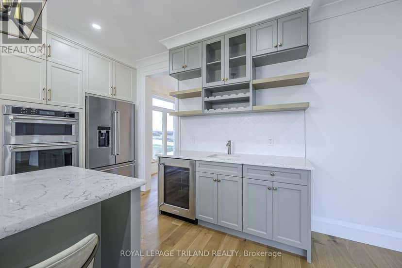 4038 Ayrshire Avenue — photo 15 of 40
