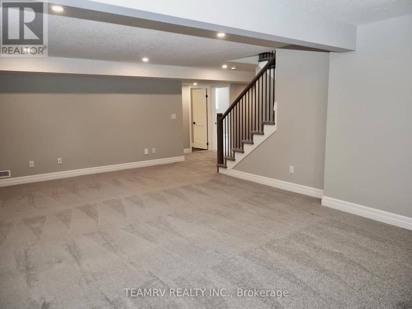 11 Sycamore Drive — photo 15 of 21
