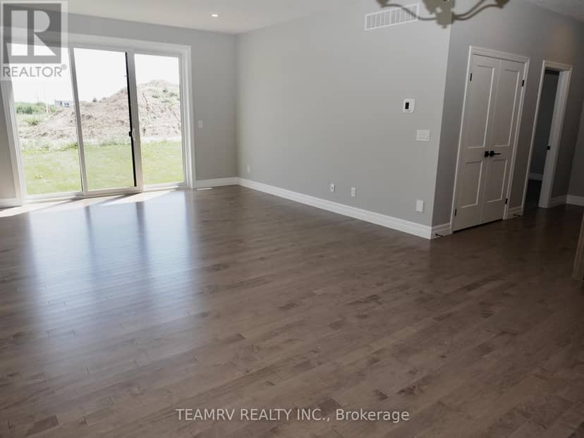 11 Sycamore Drive — photo 8 of 21
