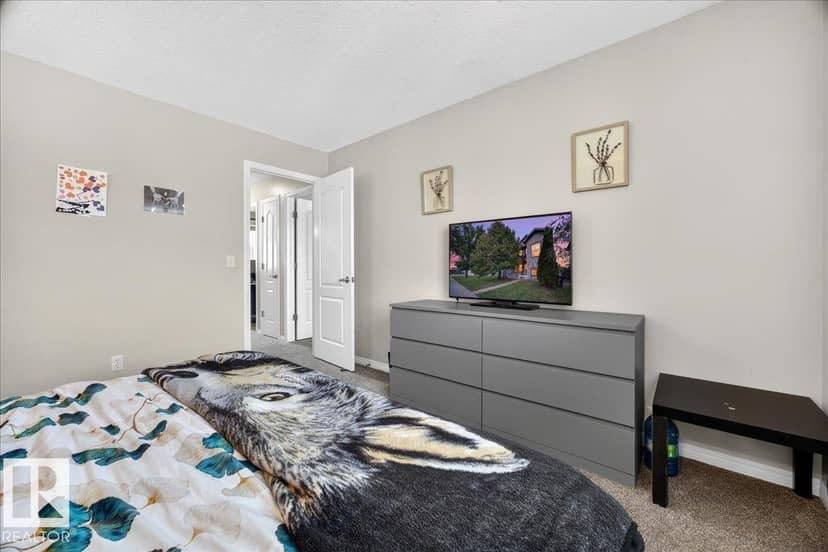 887 Oakland Bv — photo 33 of 40