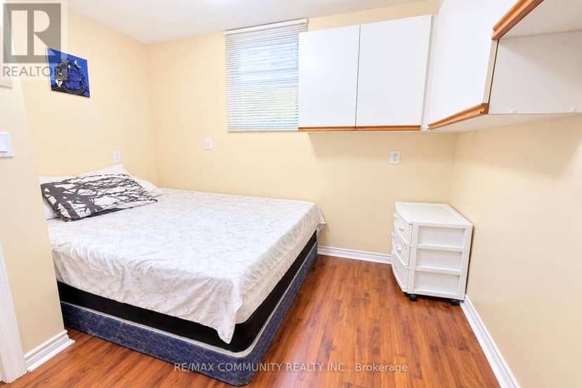 93 Waringstown Drive — photo 34 of 39