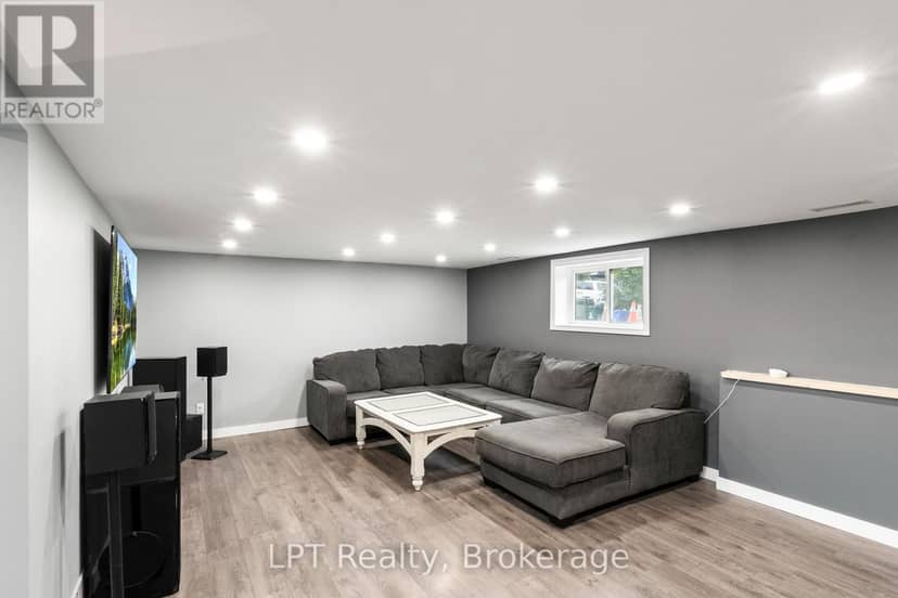 9 Lakeview Avenue — photo 29 of 40