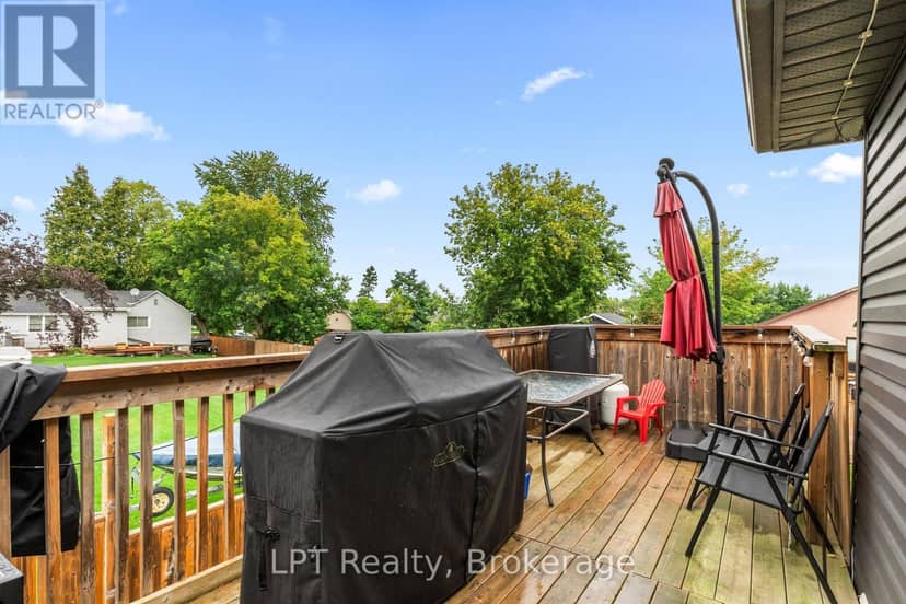 9 Lakeview Avenue — photo 39 of 40