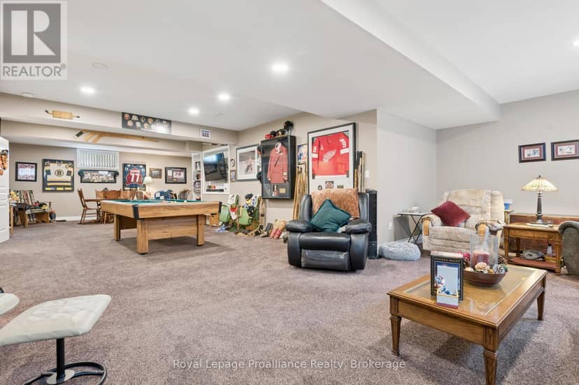 2 Bevan Drive — photo 31 of 40