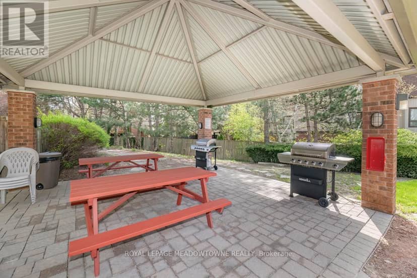 905 - 1110 Walden Circle — photo 14 of 18