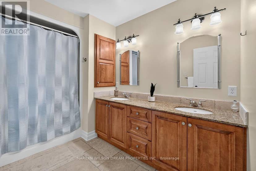 448 Rahul Crescent — photo 32 of 40