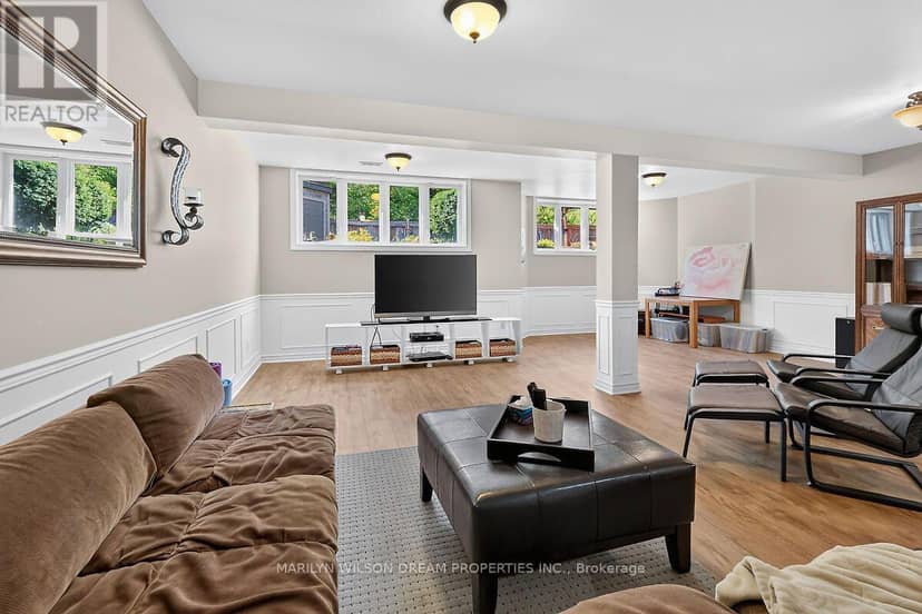 448 Rahul Crescent — photo 38 of 40