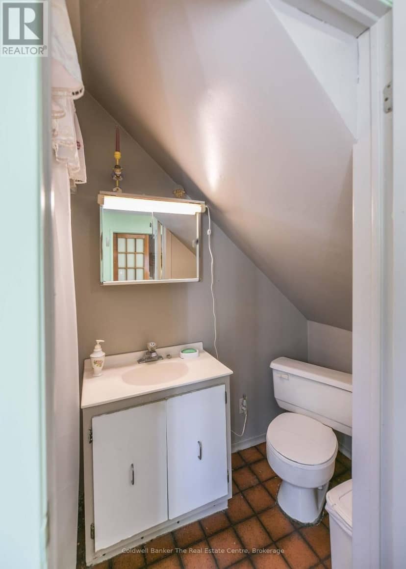 115 Jones Road — photo 19 of 40
