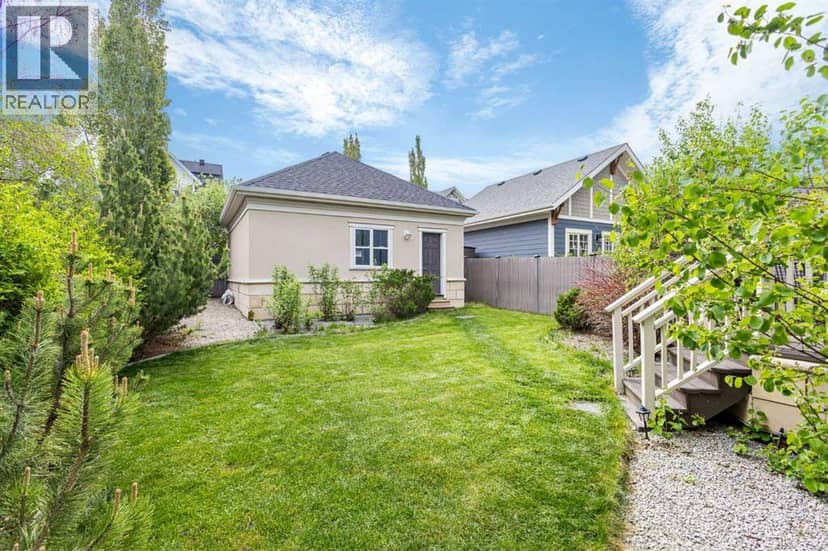 3804 Sarcee Road SW — photo 39 of 40