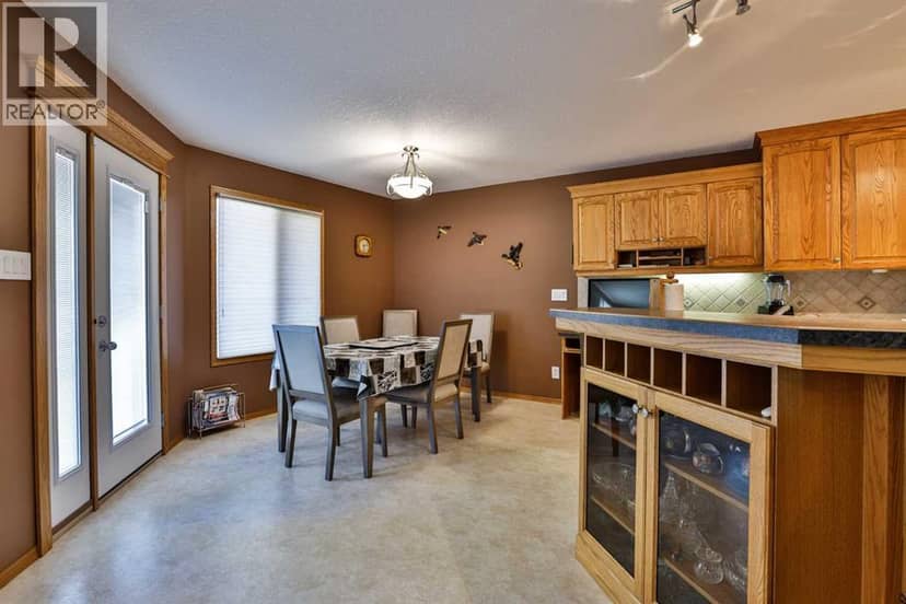 23 Rivermill Landing W, Lethbridge, photo 5