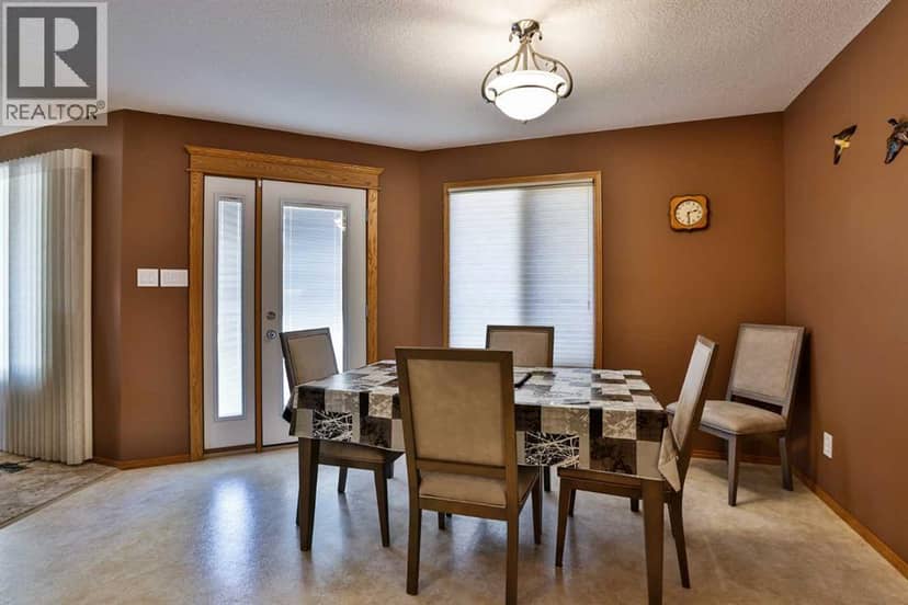 23 Rivermill Landing W, Lethbridge, photo 6