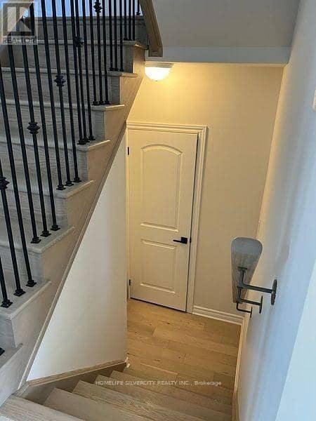 124 Kirby Avenue — photo 10 of 12