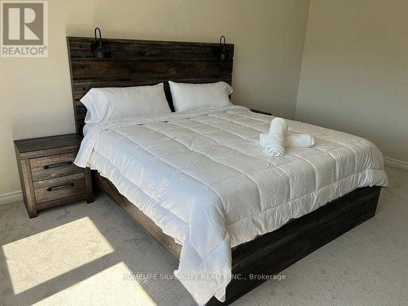 124 Kirby Avenue — photo 7 of 12